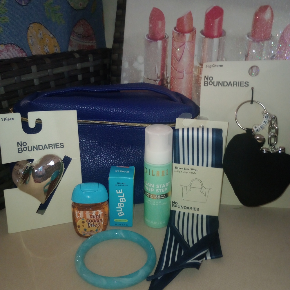 Cosmetic Bag Bundle -8pc